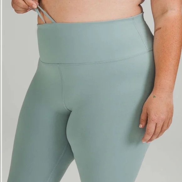 Lululemon Wunder Train High Rise Crop 21’ - Picture 5 of 5